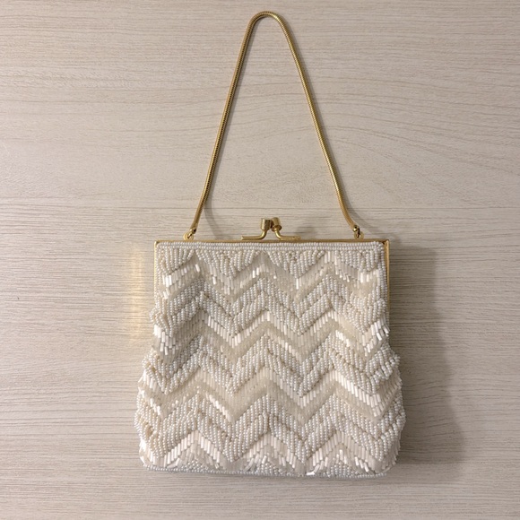 La Regale Vintage Kiss Lock Beaded Bag EUC - Picture 2 of 4